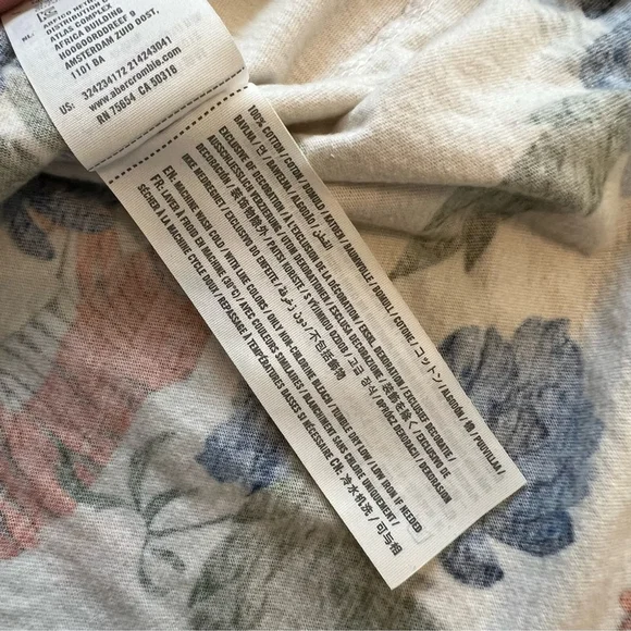 Hollister Tiger &‎ Flowers All Over Print Novelty T-Shirt Large - Picture 5 of 8